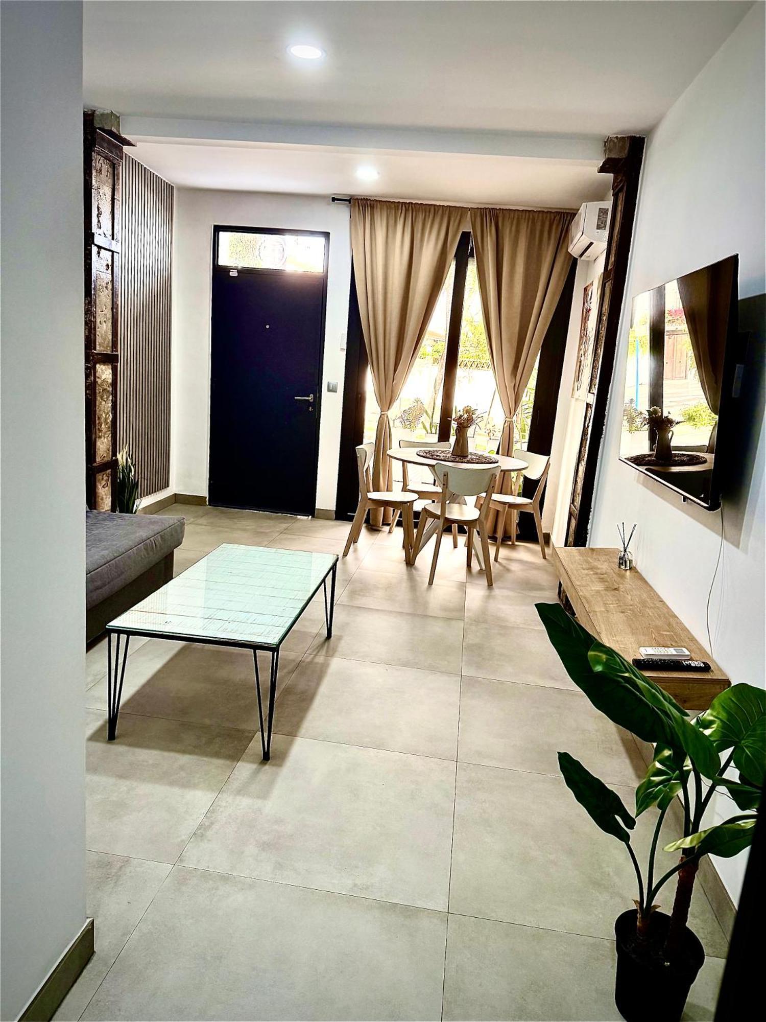 Vera Holydays Apartment